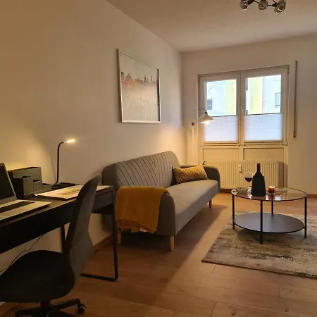 Apartment Business Mit Terrasse Dresden