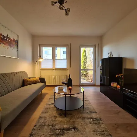 Business Mit Terrasse Apartment *